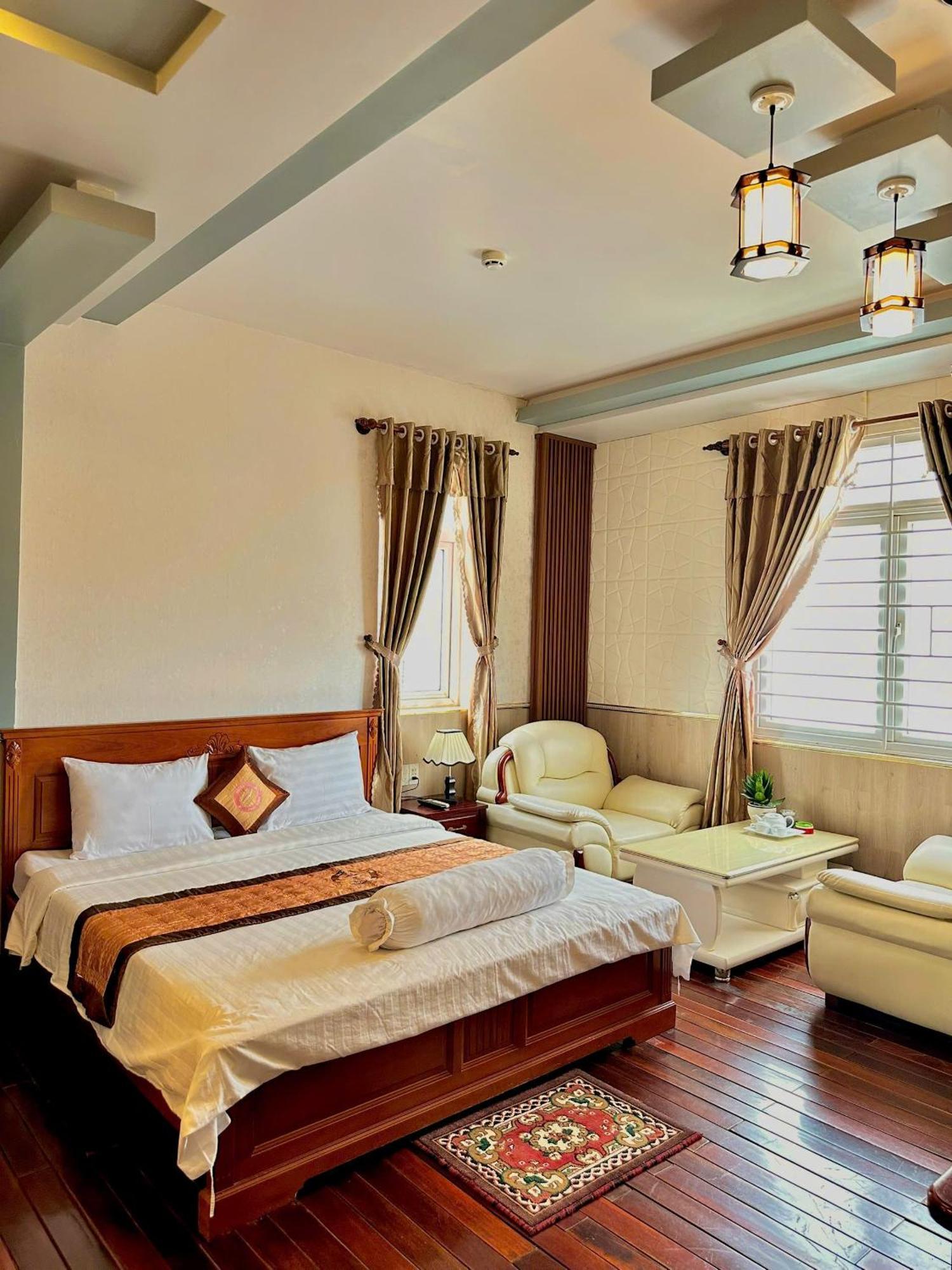 Phuc Hung 2 Hotel Rạch Giá Exterior foto